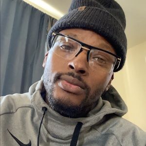 Meet your Posher, Aaron